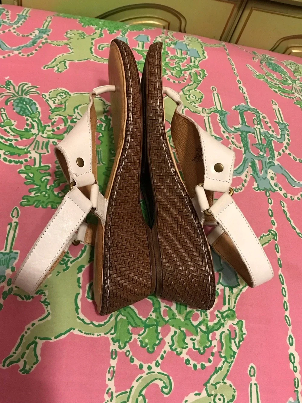 Born white leather t-strap woven wedge sandals size 7